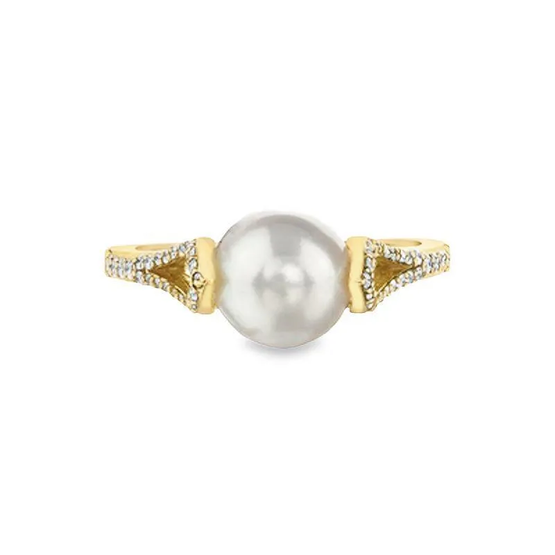 0.22TDW Diamond & 8MM Fresh Water Pearl Gemstone Ring in 10K Yellow Gold