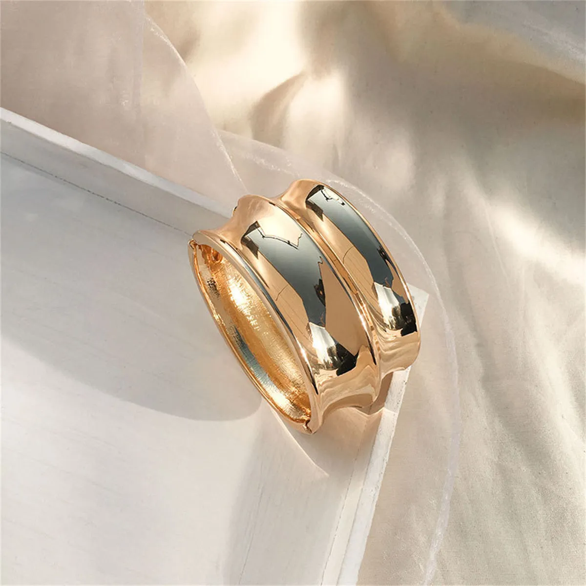 18K Gold-Plated Drum Hinge Bangle