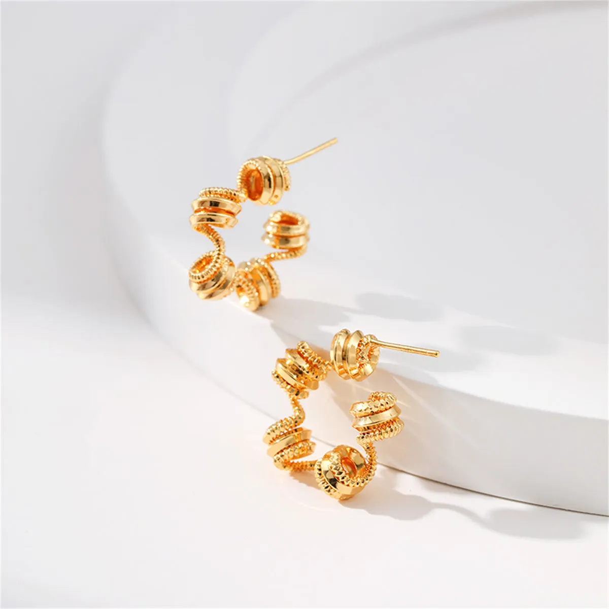 18K Gold-Plated Spring Star Huggie Earrings