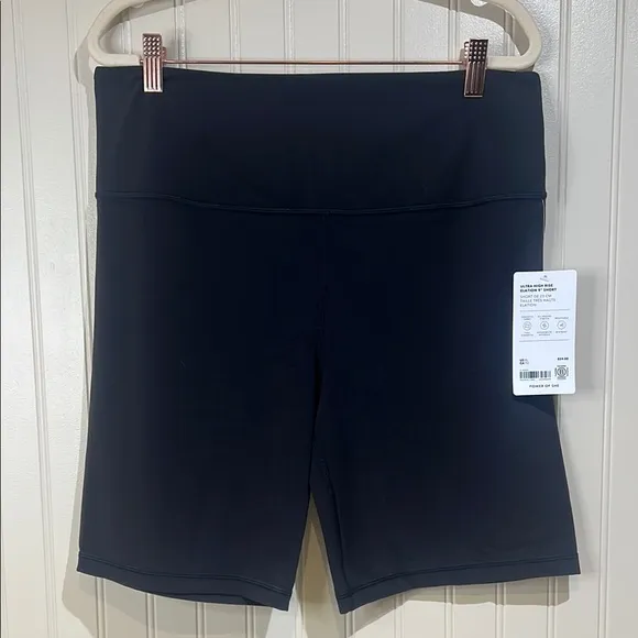 278. NWT Athleta Ultra High Rise Elation 9” Short