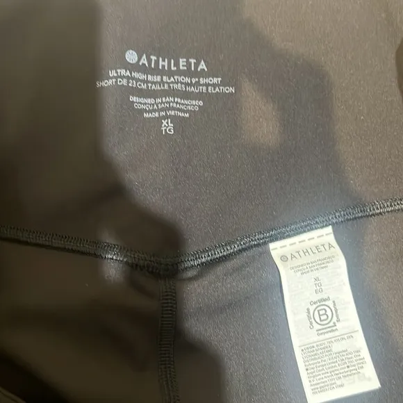 278. NWT Athleta Ultra High Rise Elation 9” Short