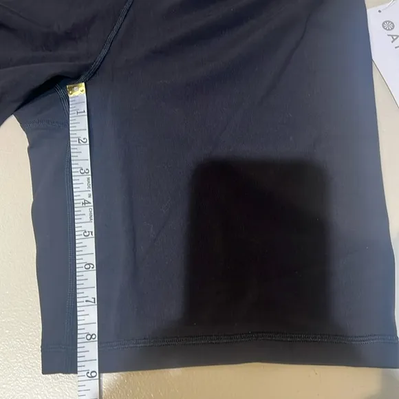 278. NWT Athleta Ultra High Rise Elation 9” Short