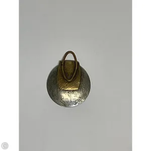 Accessory Label By Clothes Mentor, Size: Medium