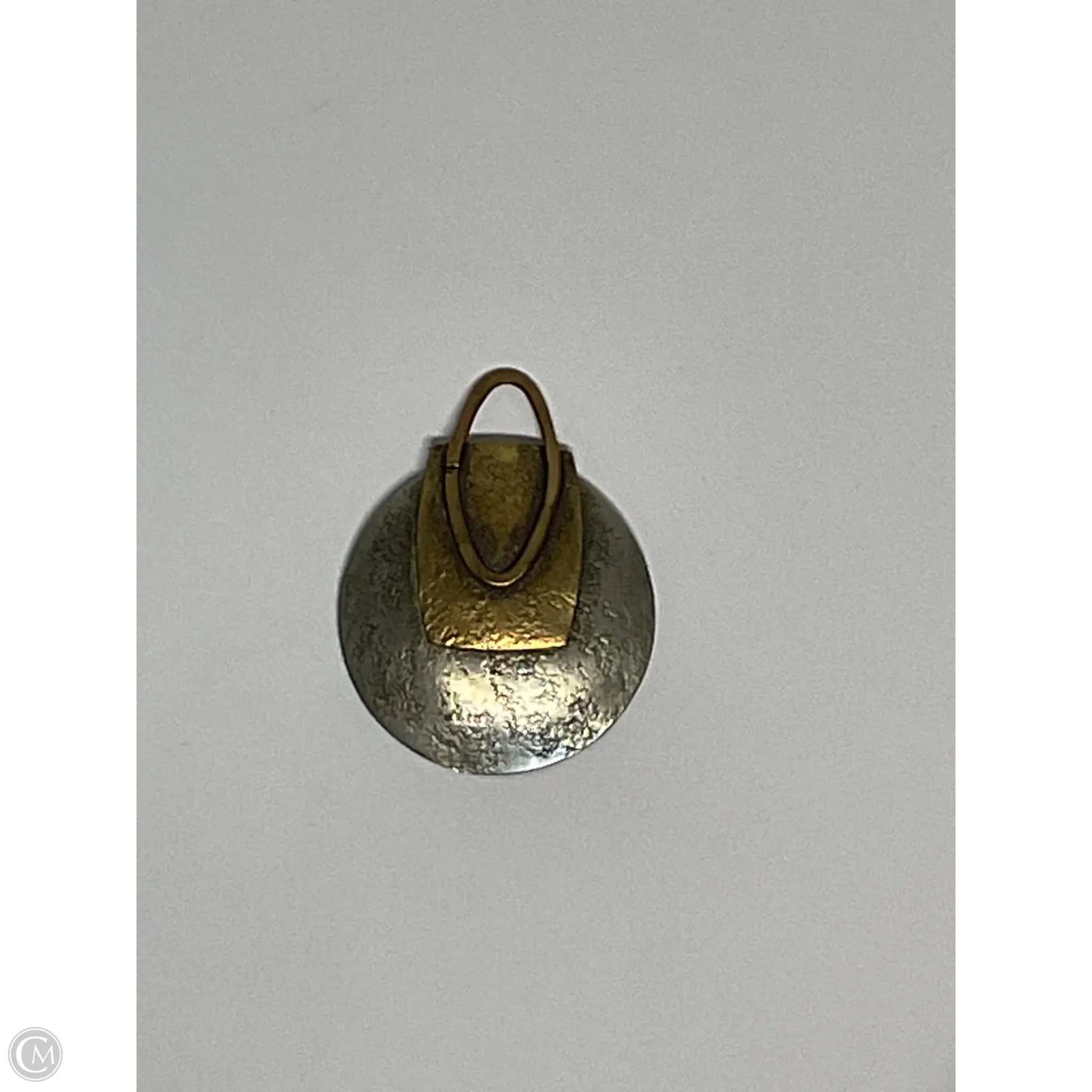 Accessory Label By Clothes Mentor, Size: Medium