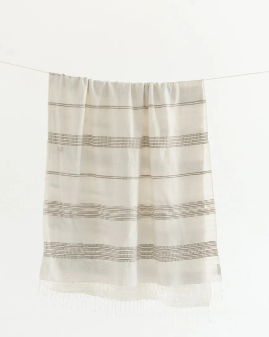 Aden Cotton Throw Blanket