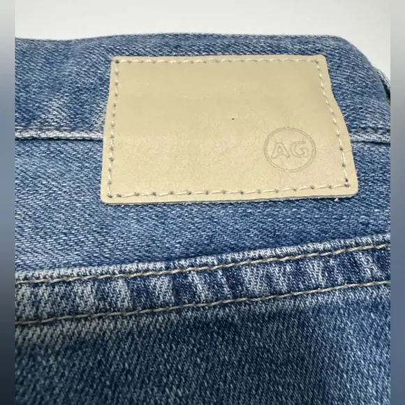 Ag Adriano Goldschmied Nikki Short Size 32R
