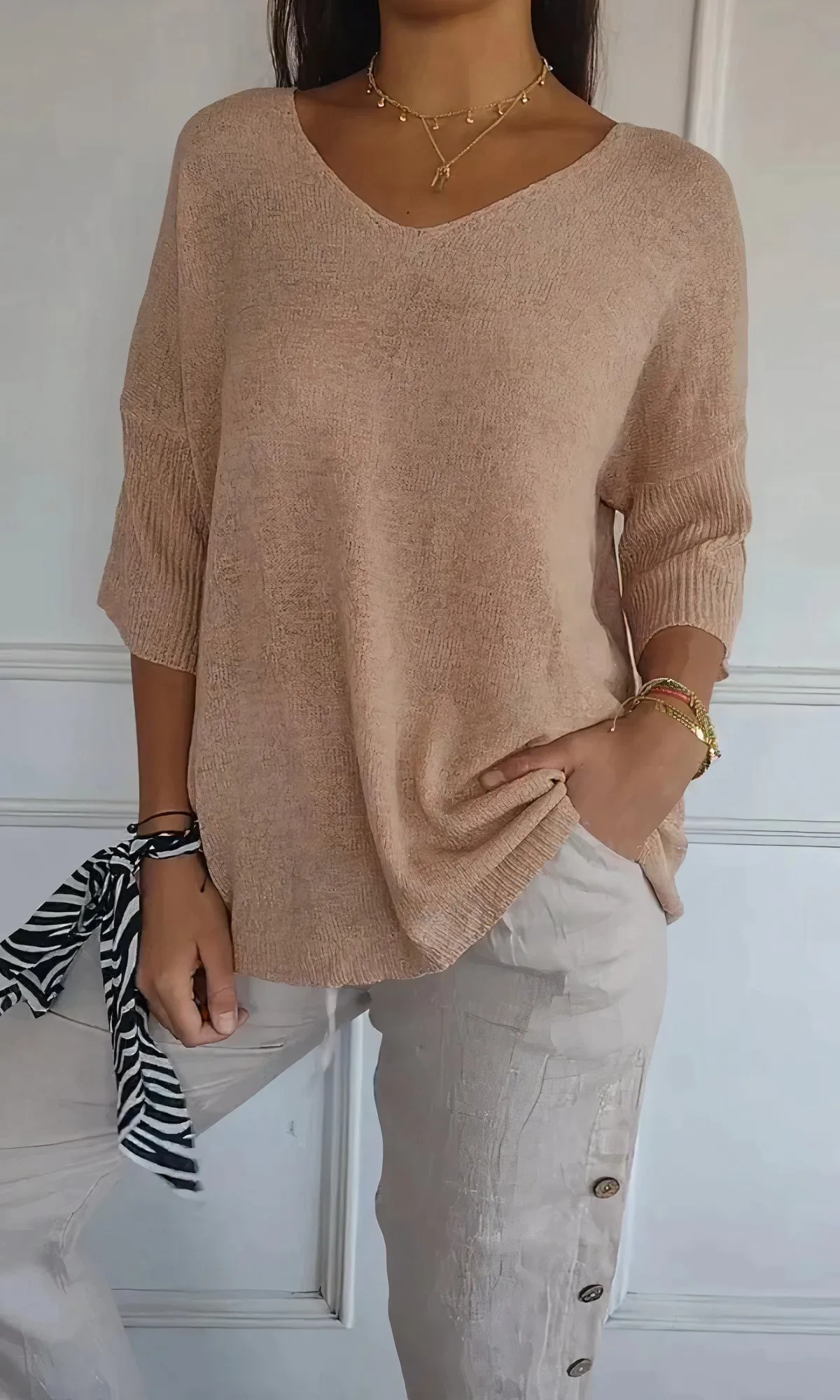 Alicia® | Knitted Top With V-Neck