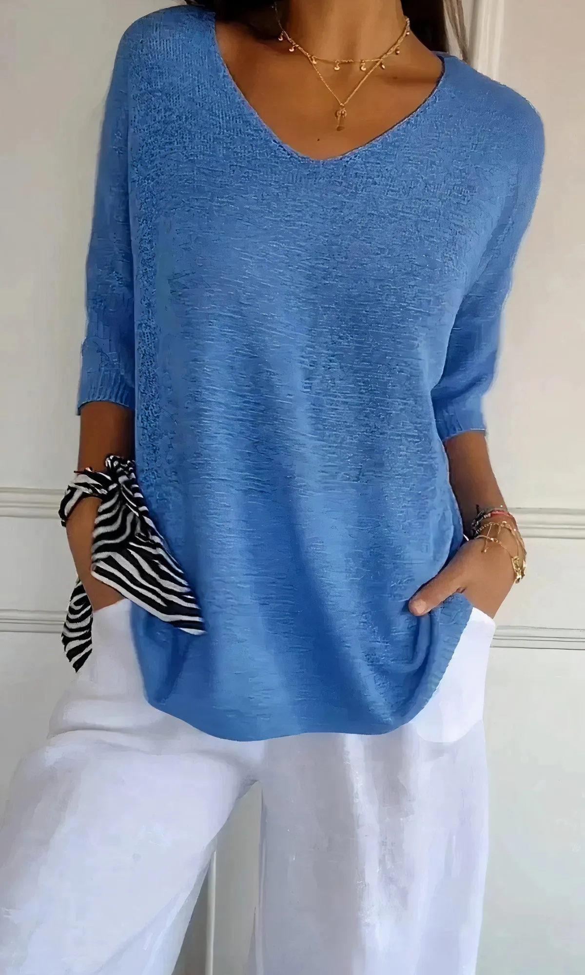 Alicia® | Knitted Top With V-Neck