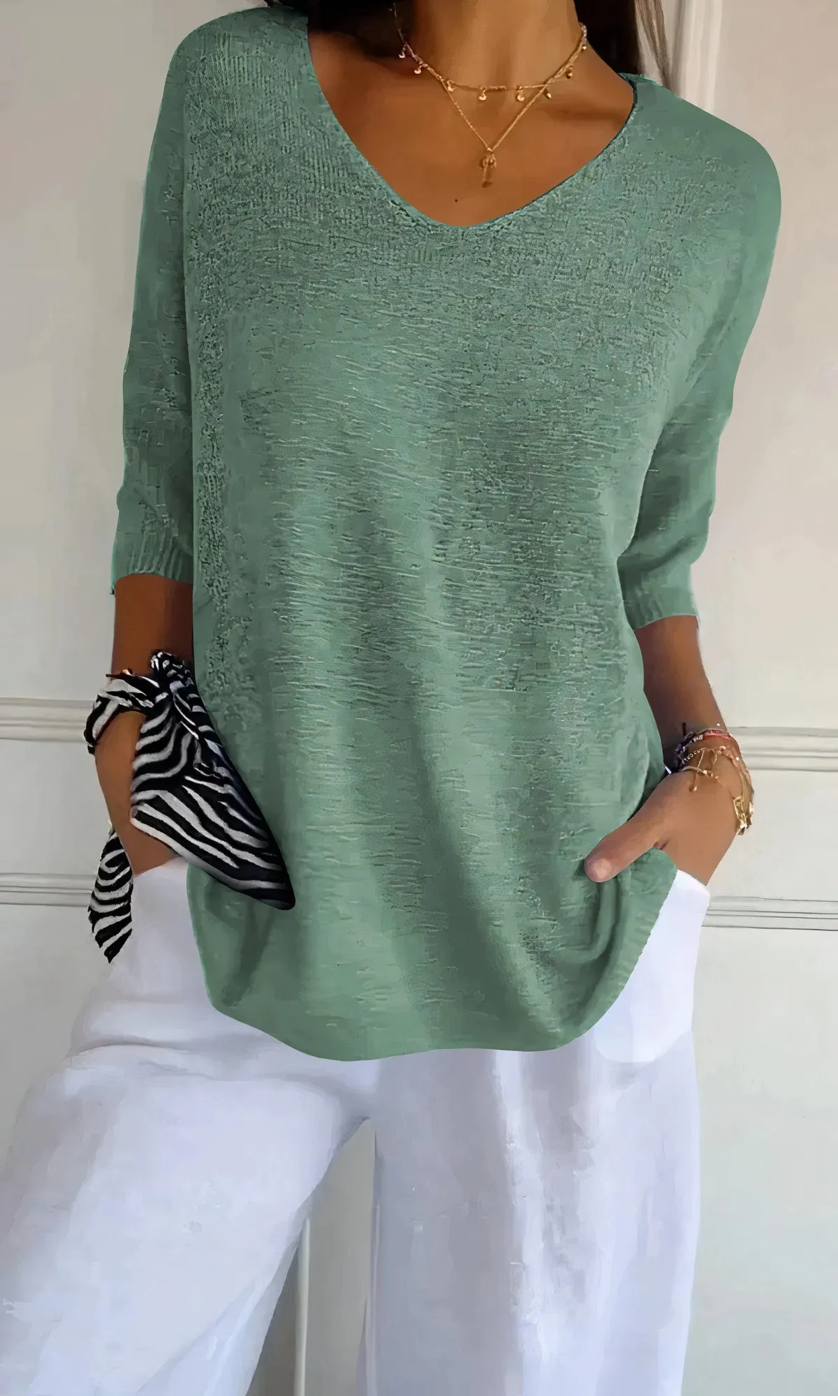 Alicia® | Knitted Top With V-Neck
