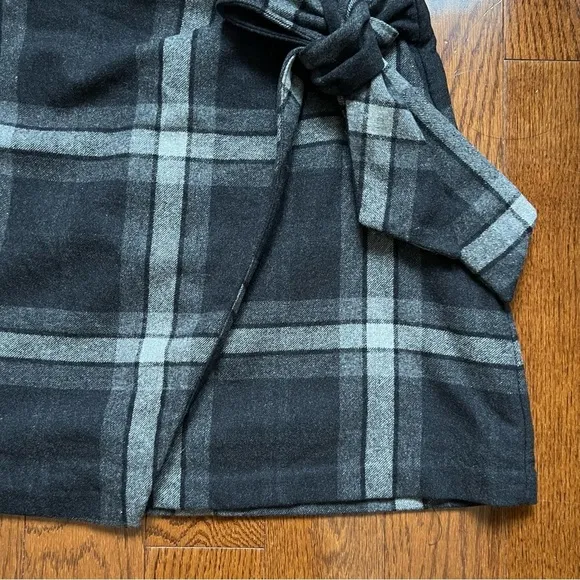 Aritzia Wilfred Dark Gray Plaid Wool Wrap Tie Front A-Line Mini Skirt - Sz 8