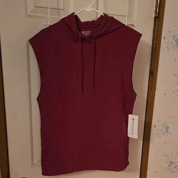 Athleta Women's Sleeveless Hoodie - Burgundy