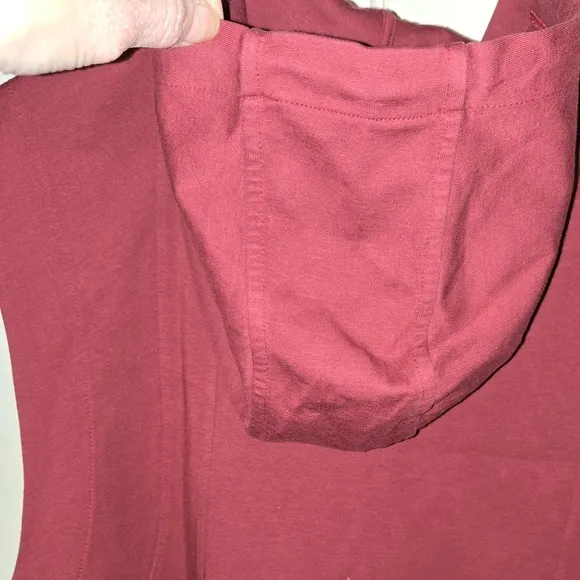 Athleta Women's Sleeveless Hoodie - Burgundy