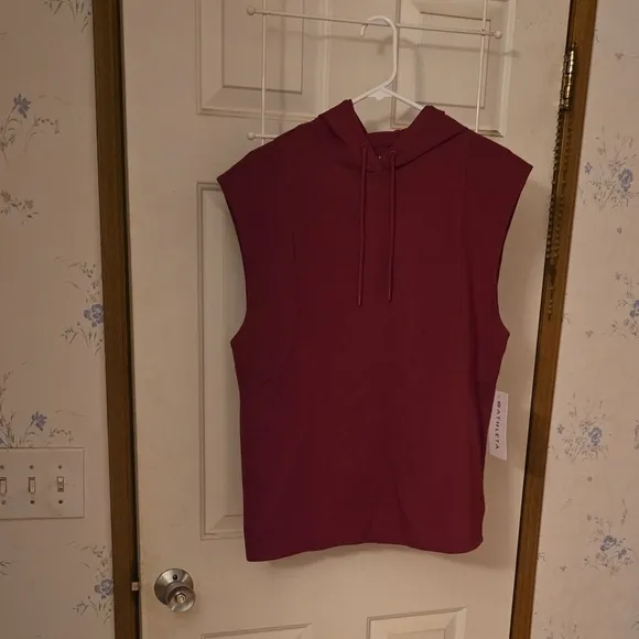 Athleta Women's Sleeveless Hoodie - Burgundy