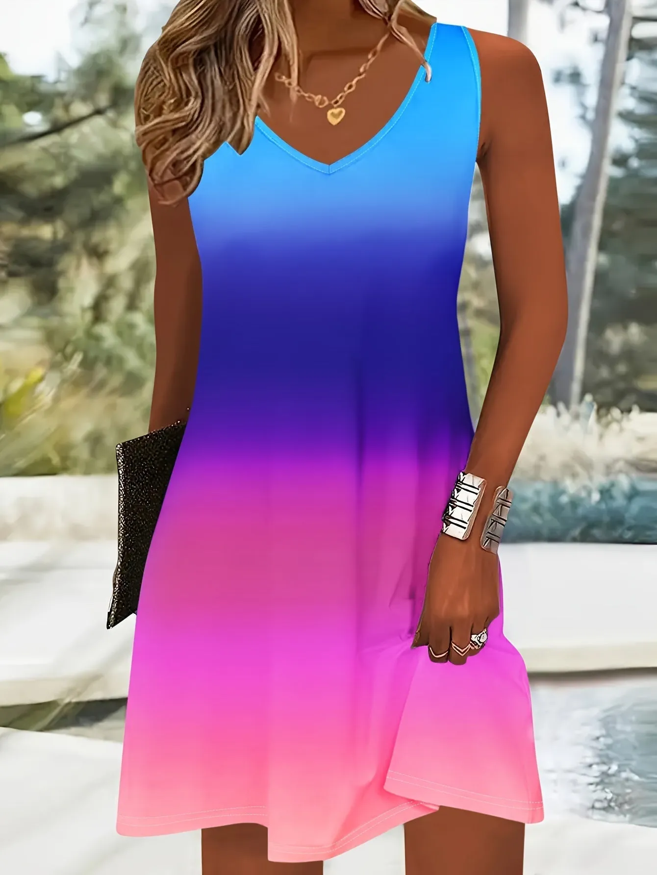 Begoña® | Stylish Gradient Dress With V-Neck