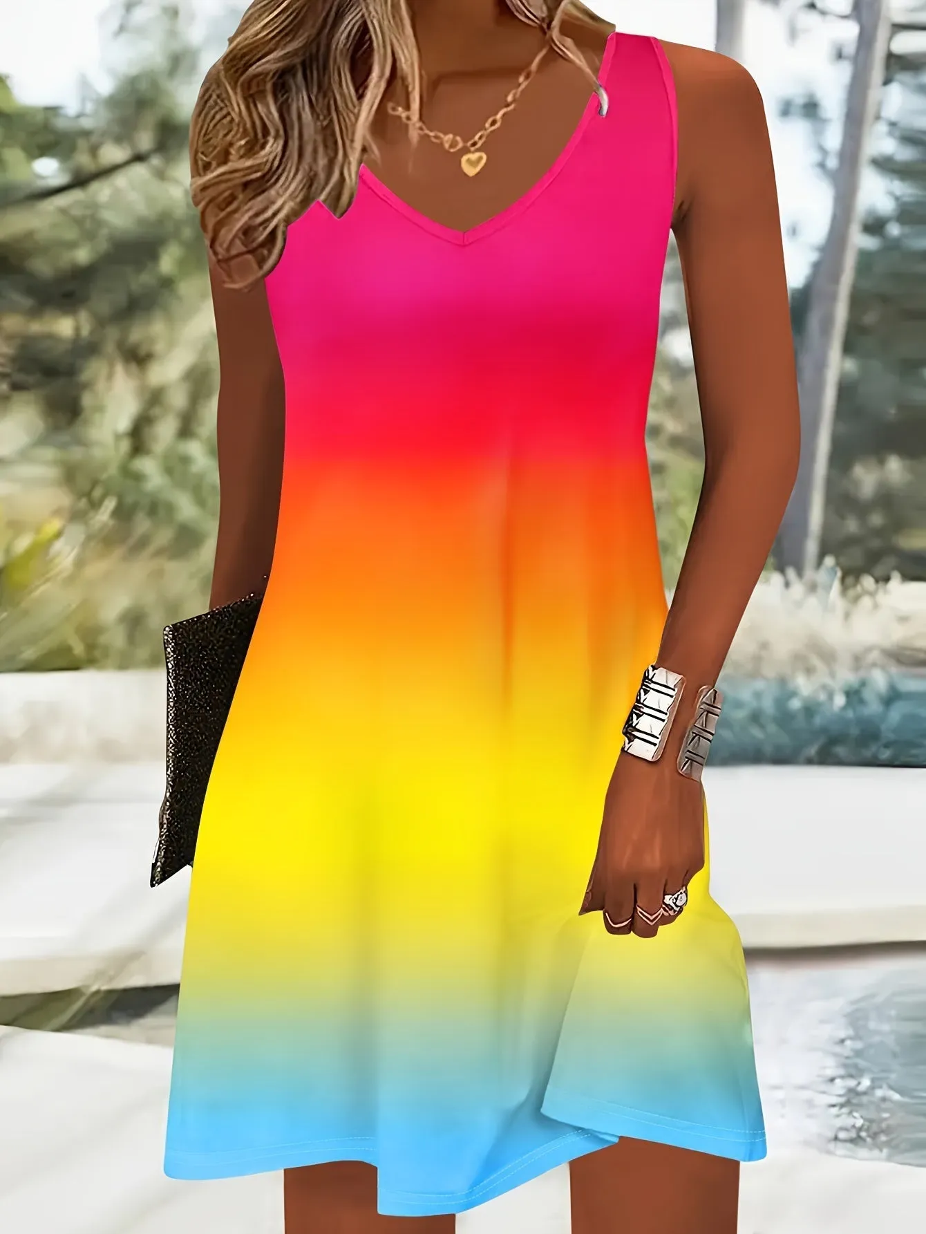 Begoña® | Stylish Gradient Dress With V-Neck