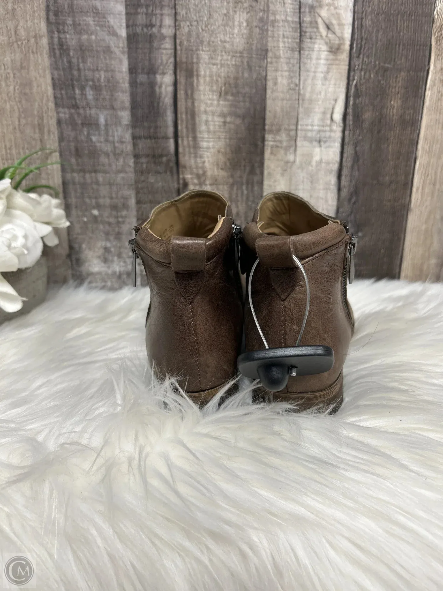Boots Ankle Flats By Franco Sarto In Brown, Size: 6.5
