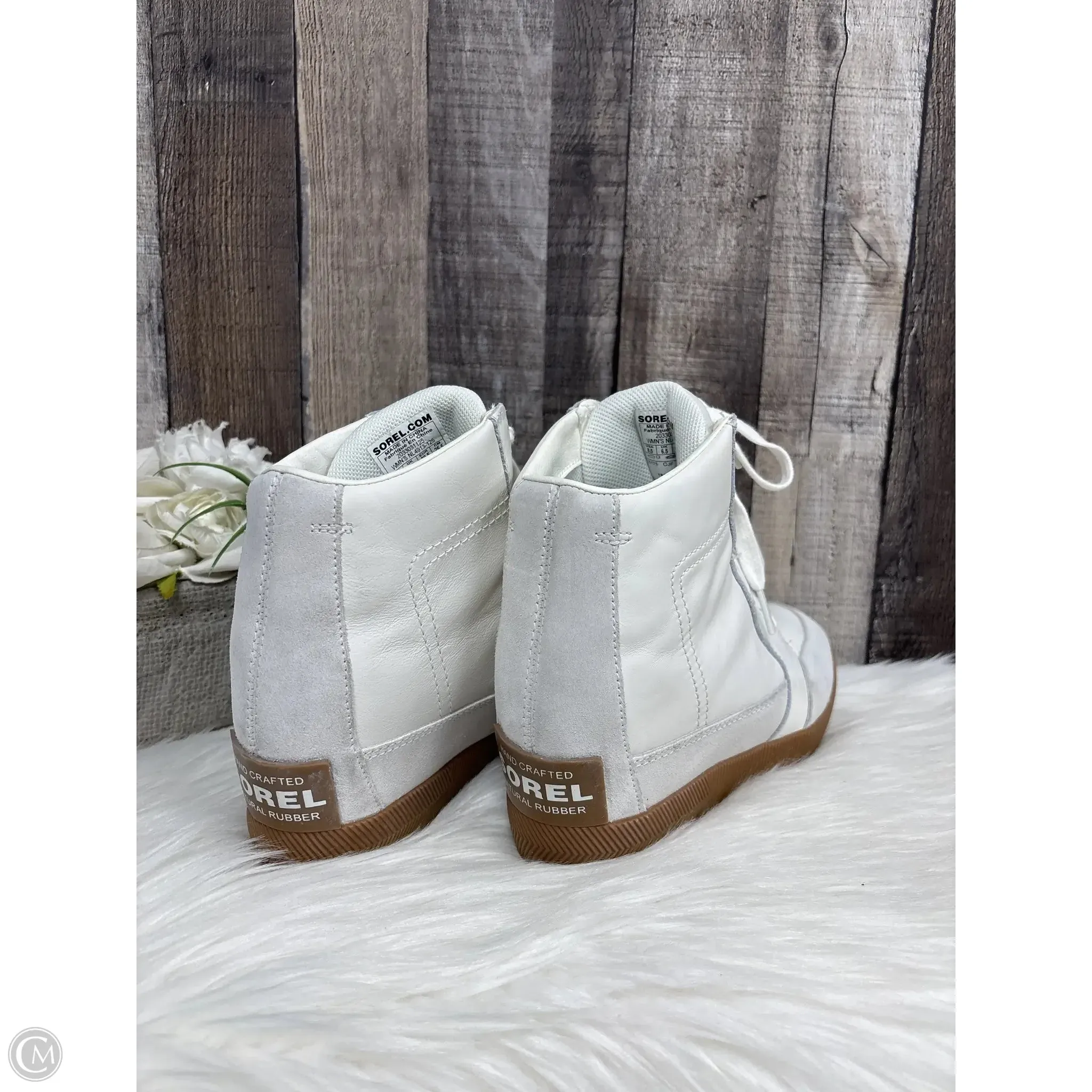 Boots Ankle Flats By Sorel In White, Size: 8.5