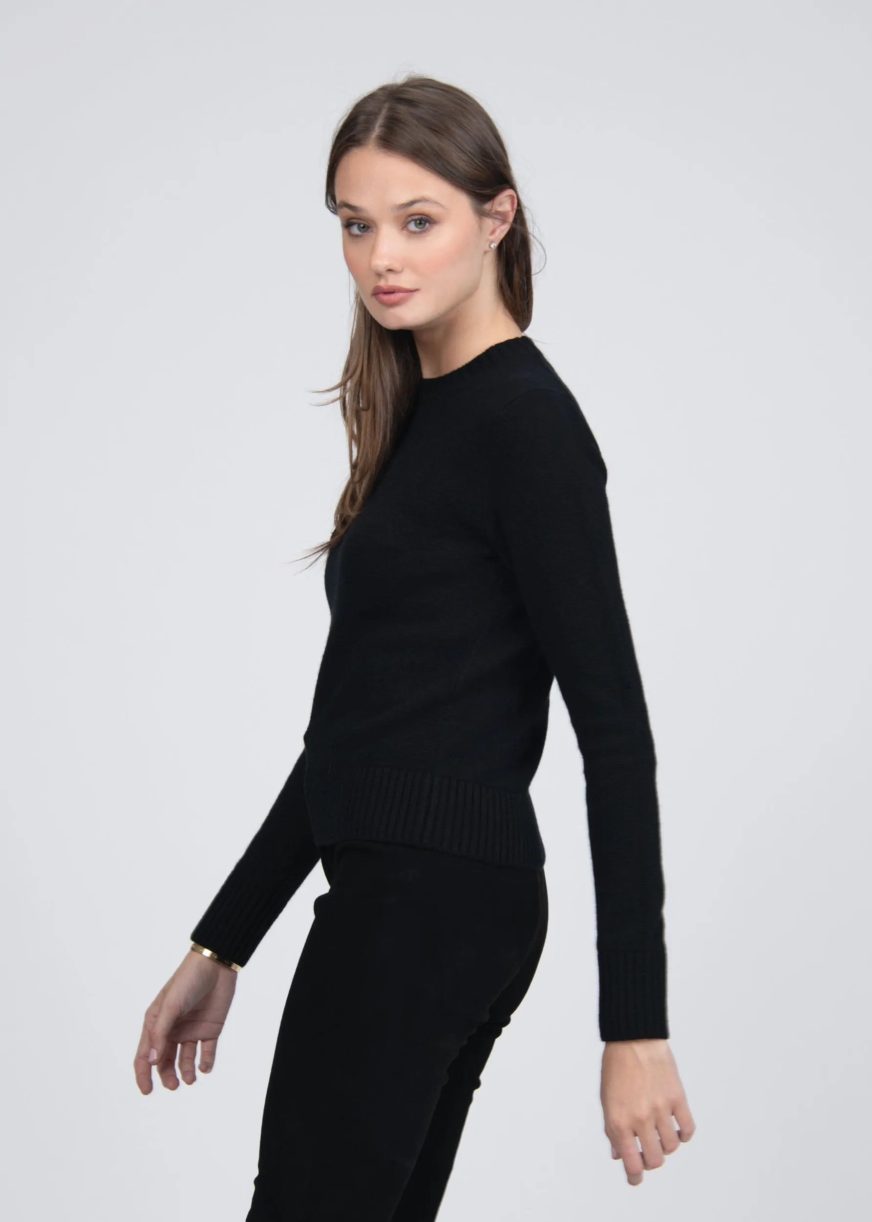 CAROLINE CREWNECK SWEATER