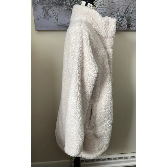 Columbia women's cream Sherpa fleece 3/4 length snap front coat, size XL