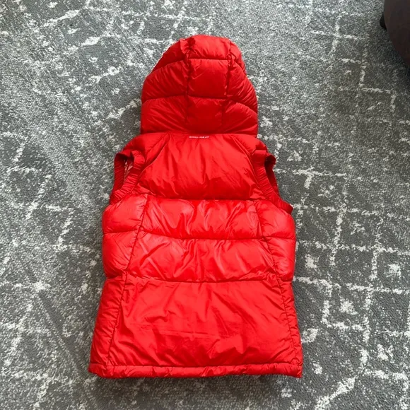 Columbia Women's Red/ Orange pike Lake Puffer all Vest
