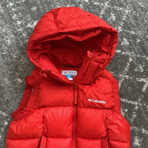 Columbia Women's Red/ Orange pike Lake Puffer all Vest