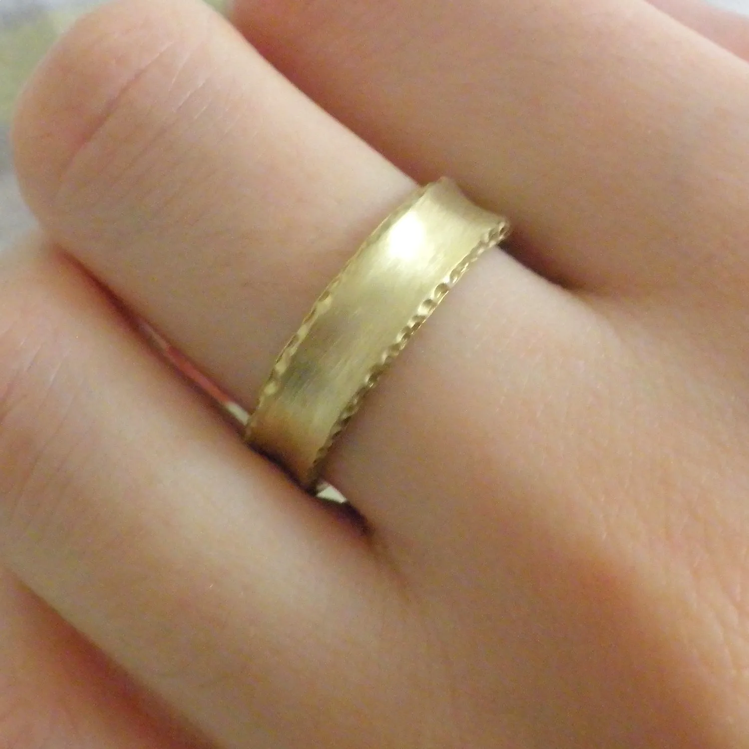 Concave 5mm band