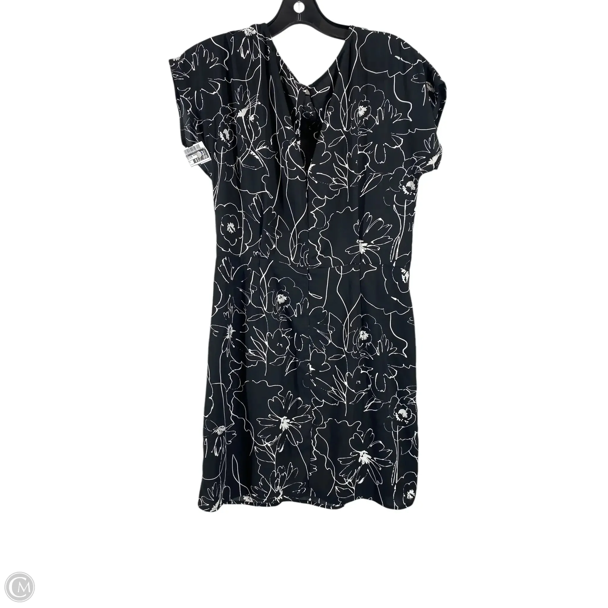 Dress Casual Short By Vici In Black & White, Size: L
