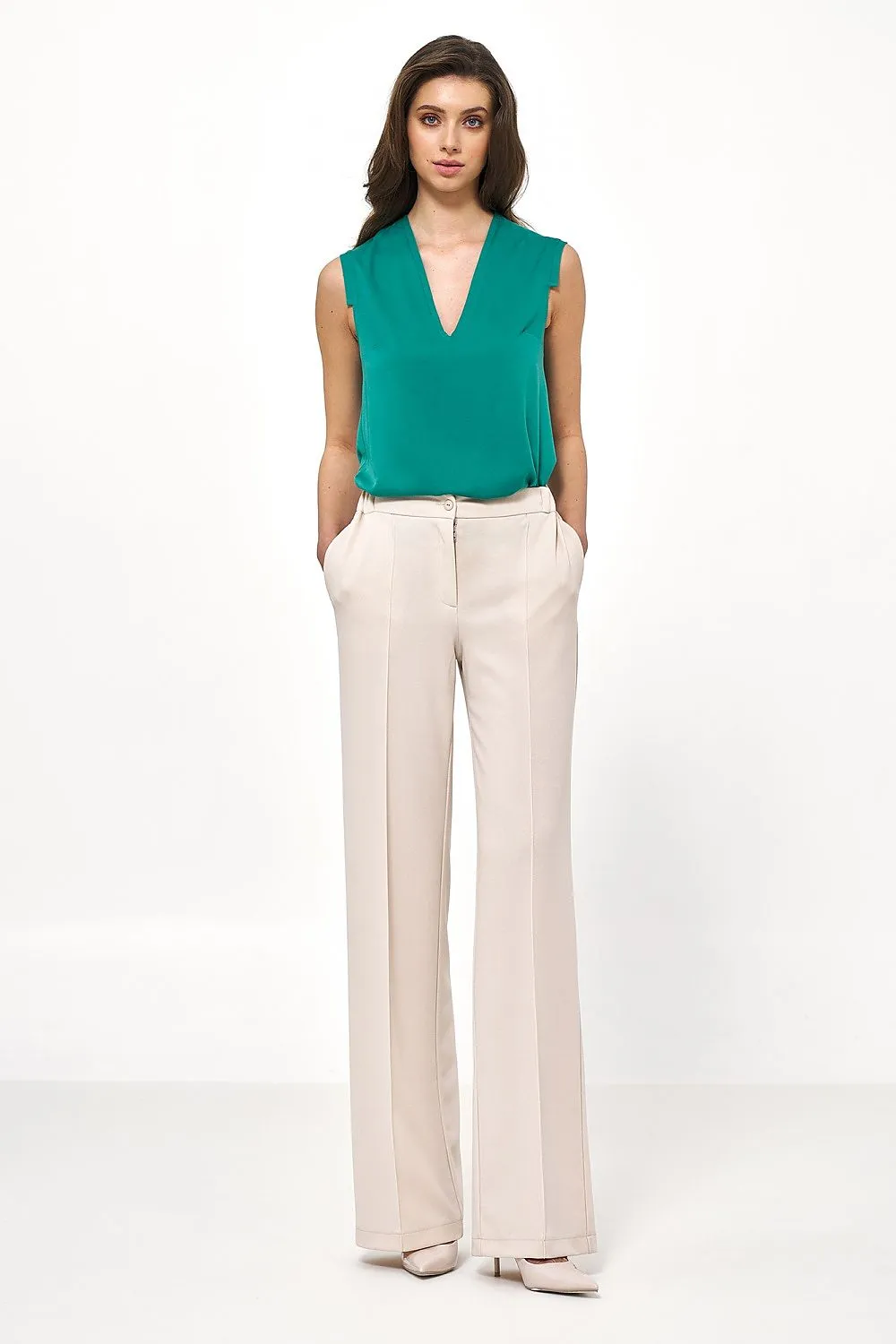Elevated High-Rise Loose Trousers