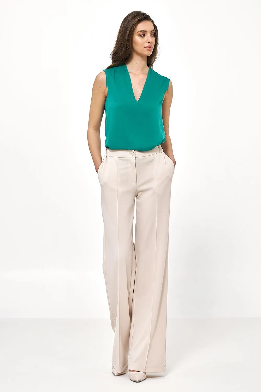 Elevated High-Rise Loose Trousers