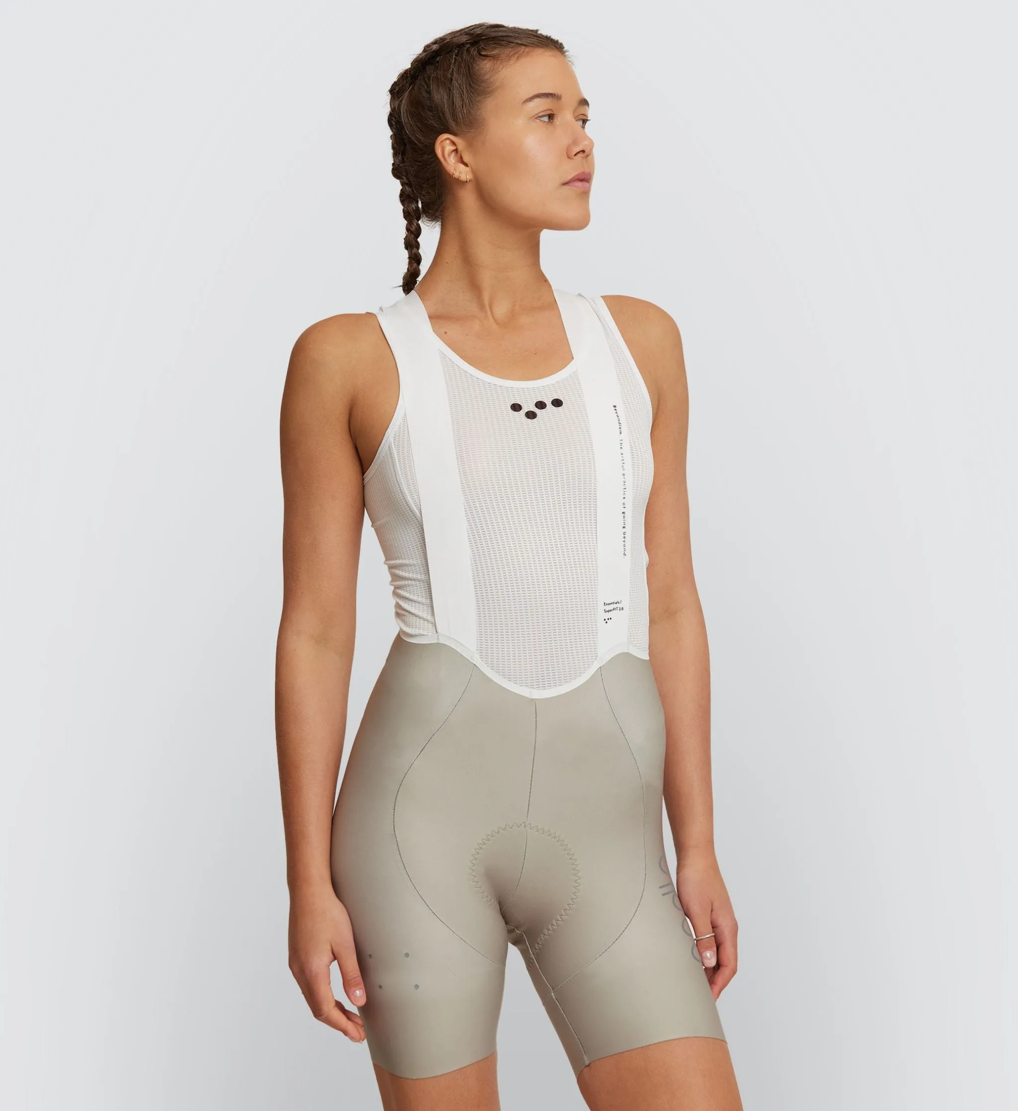 Essentials / Women's SuperFIT 2.0 Bib Short - Pumice