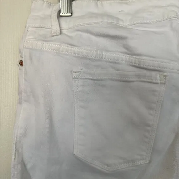 EUC, Old Navy Rockstar Women's Super Skinny High-Rise Bright White Jeans Size 16