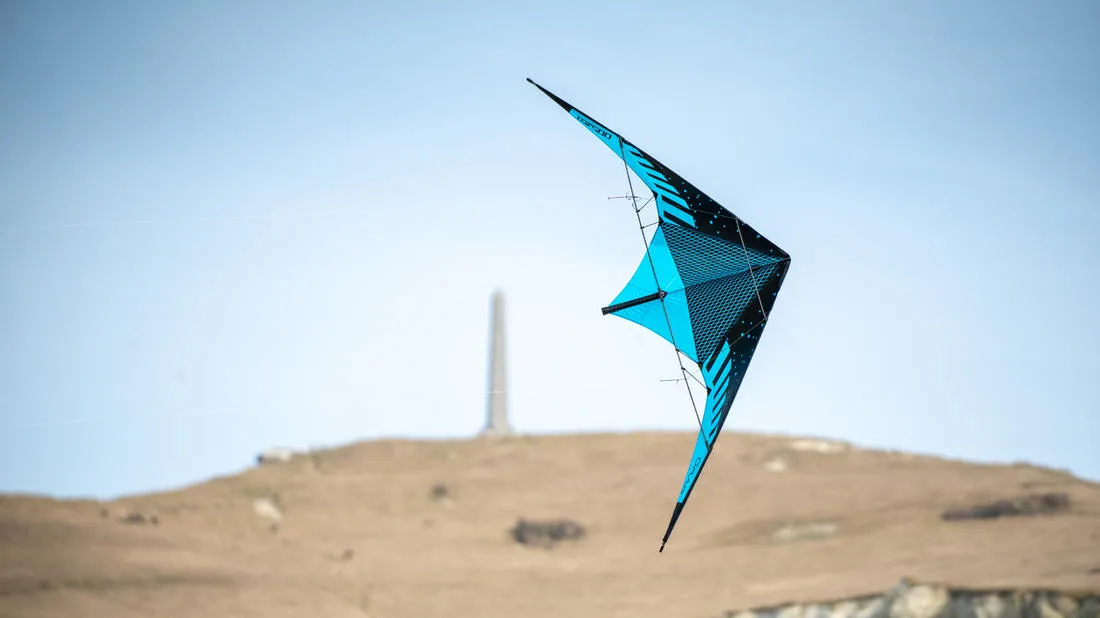 FYF 500 Versatile Stunt Kite Carbon