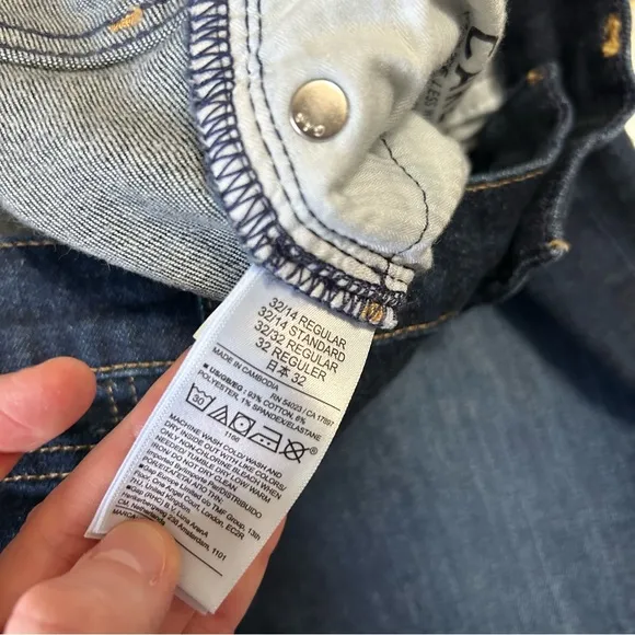GAP ‘70s Flare Cotton Blend Jean Size 32/14r
