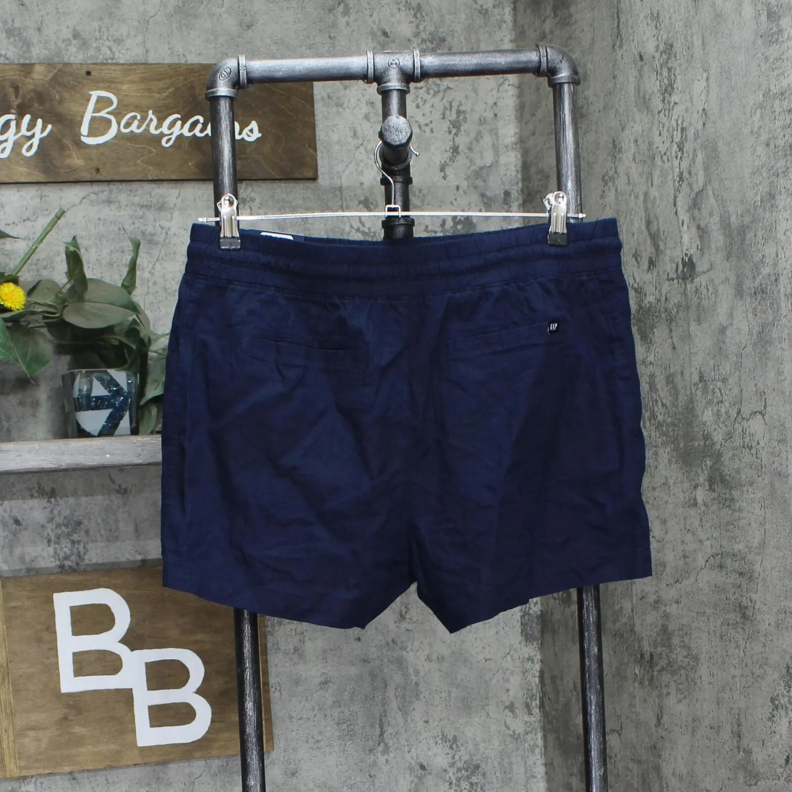 Gap Women's Lightweight & Comfortable Drawstring Elastic Waist Shorts QLS08575