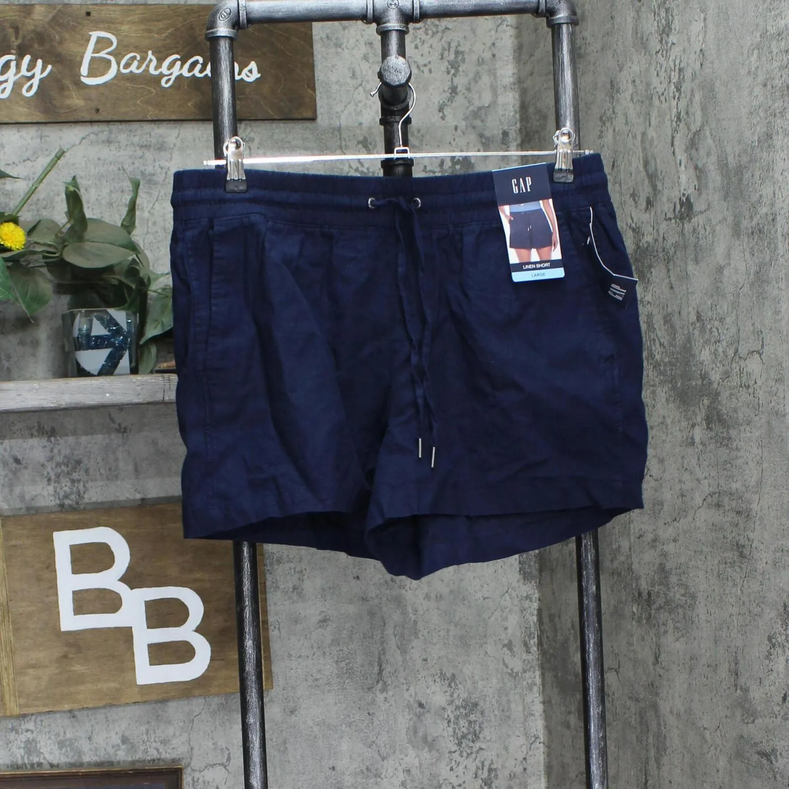 Gap Women's Lightweight & Comfortable Drawstring Elastic Waist Shorts QLS08575