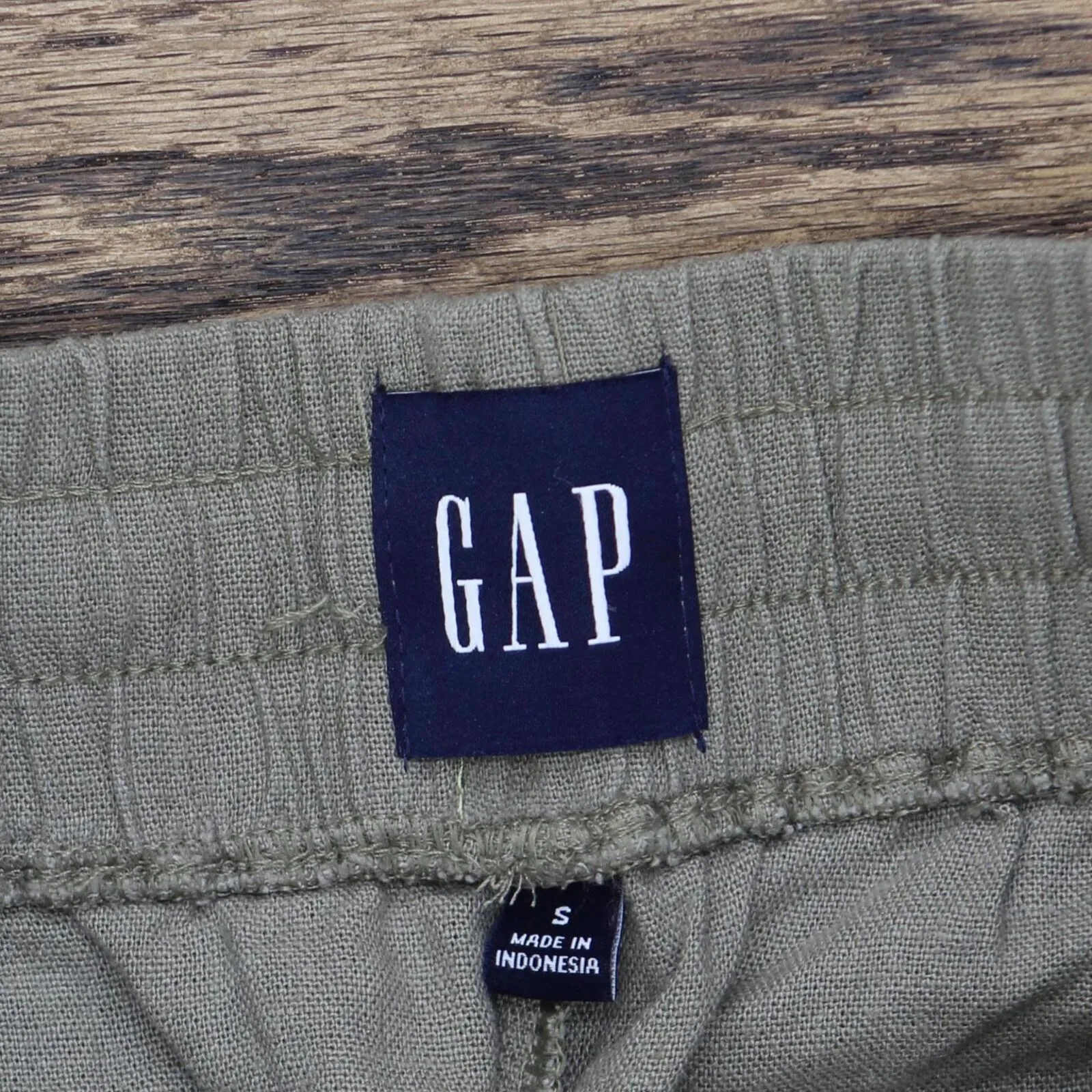 Gap Women's Lightweight & Comfortable Drawstring Elastic Waist Shorts QLS08575