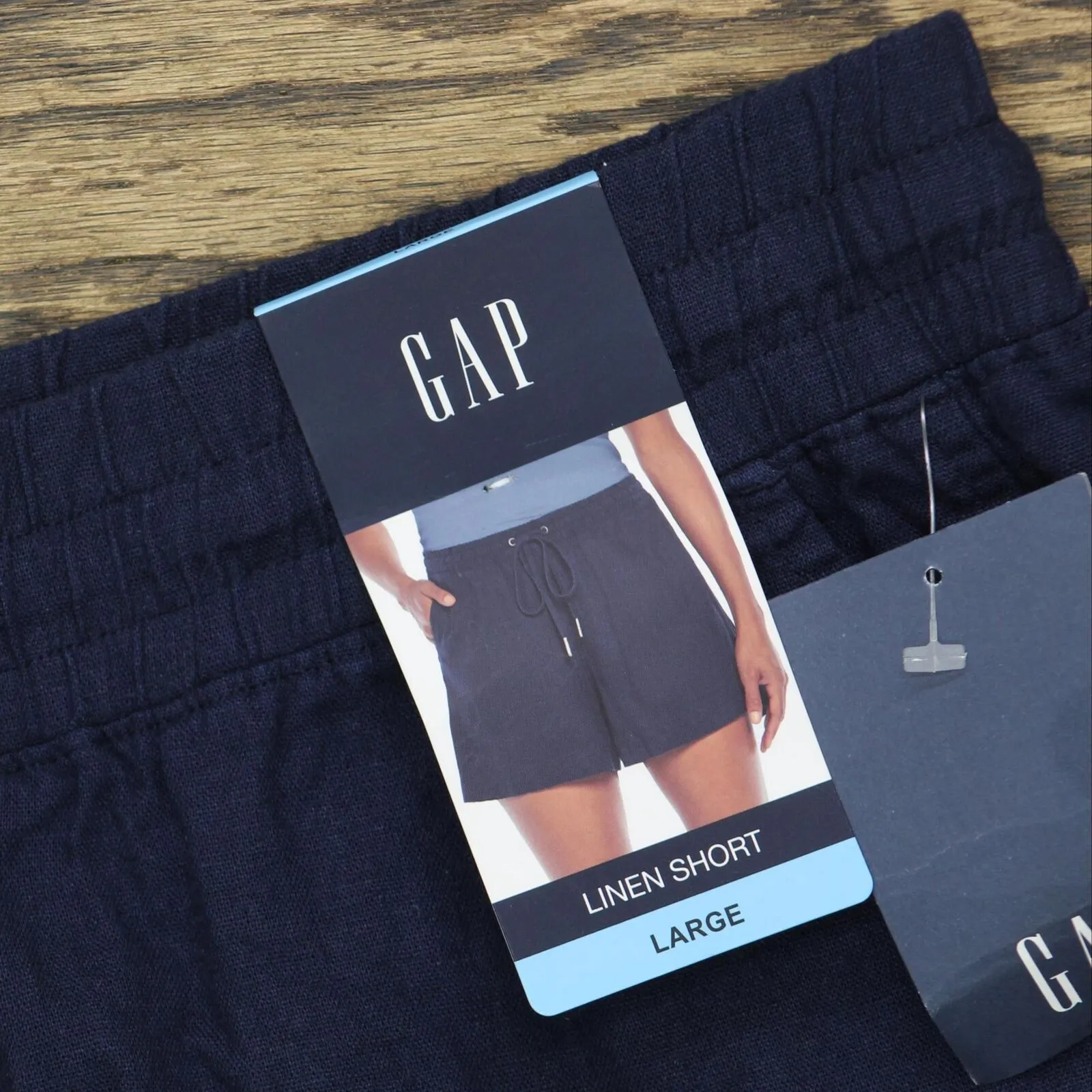 Gap Women's Lightweight & Comfortable Drawstring Elastic Waist Shorts QLS08575