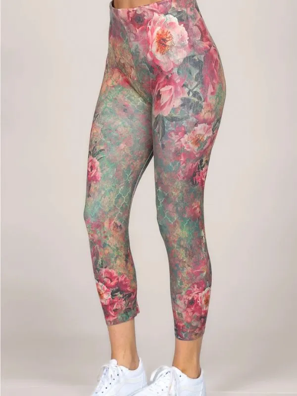 Havyn Vintage Quatrefoil Floral Sublimation Print M.Rena High Waist Cropped Leggings