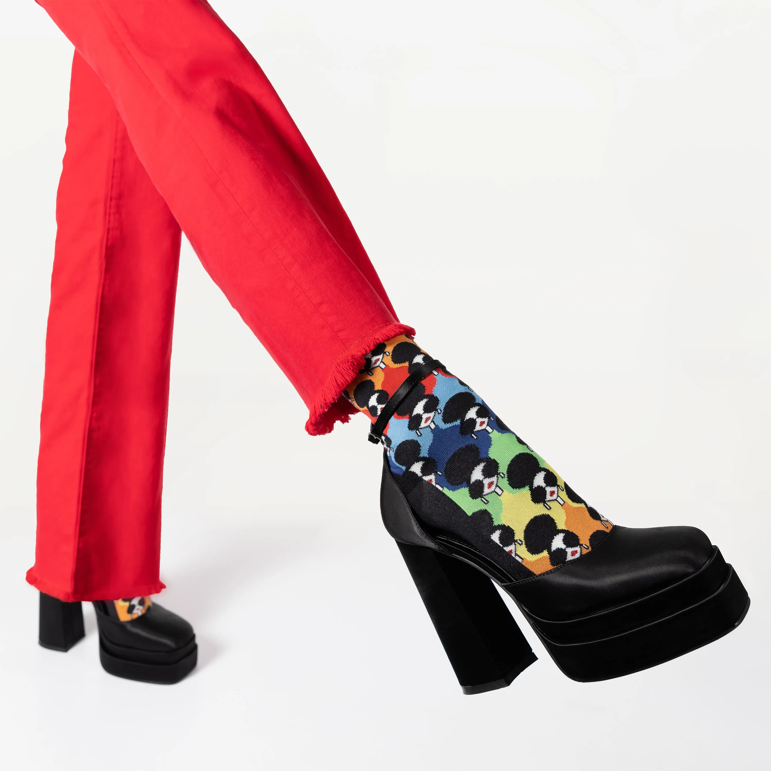 HOTSOX Women's alice   olivia Sassy Stace Face Multi-Color Crew Socks