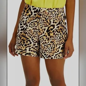 INC; Women's Mid Rise Cheetah Print Pull-On Shorts, Created for Macy's