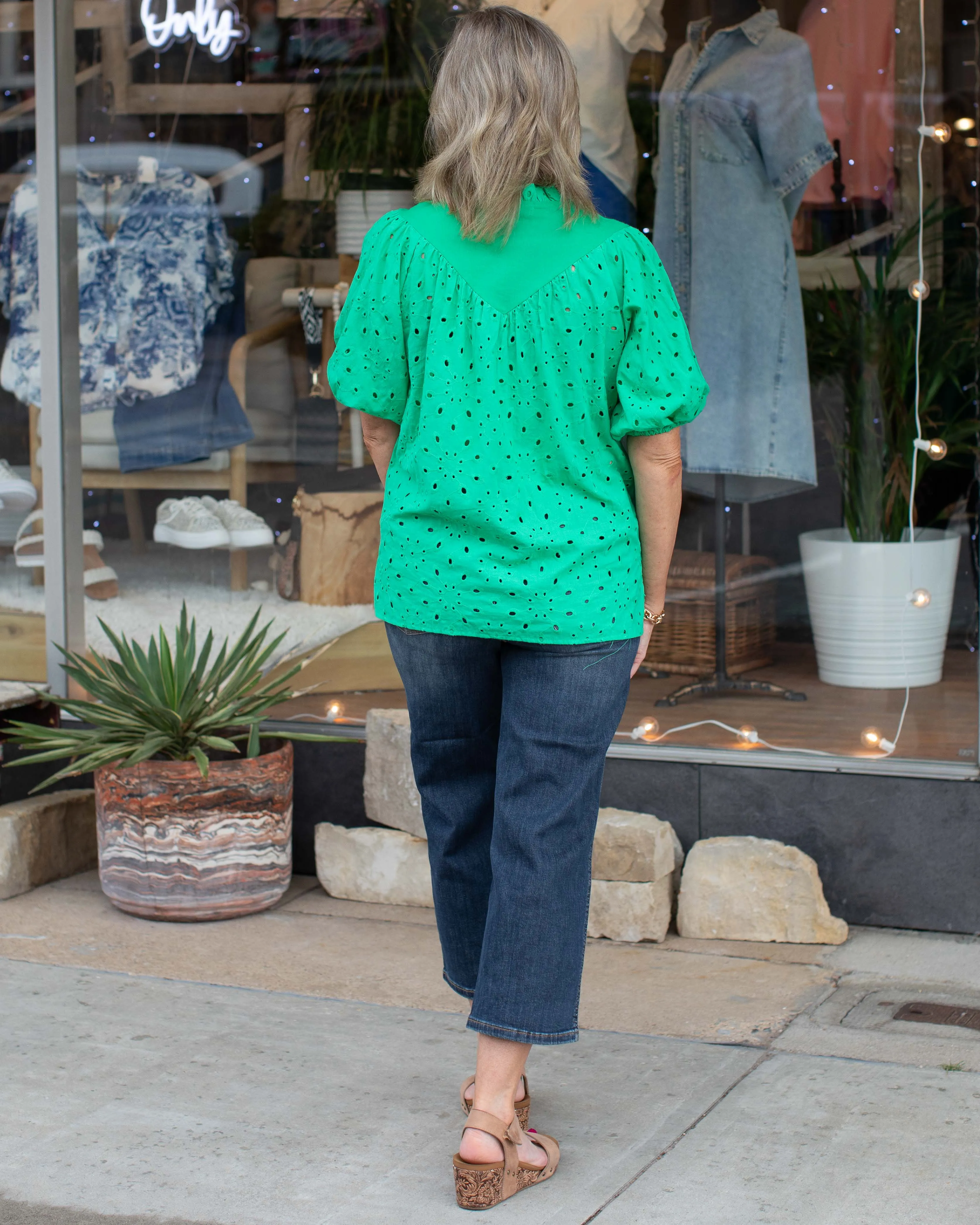 IRIS EMBROIDERED HOLLOW-OUT BLOUSE - REG/CURVY