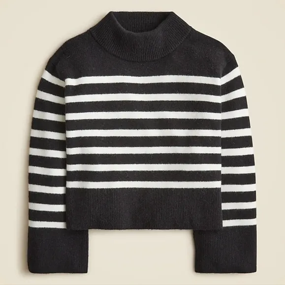 J. Crew Chunky crewneck sweater in Supersoft yarn Black &amp; White striped XS