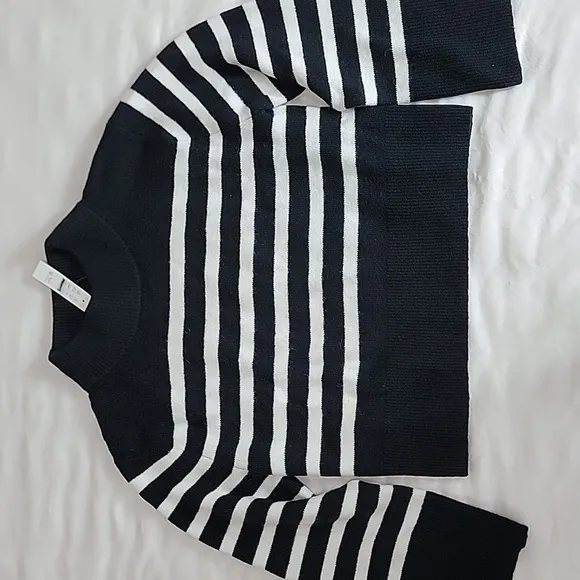 J. Crew Chunky crewneck sweater in Supersoft yarn Black &amp; White striped XS