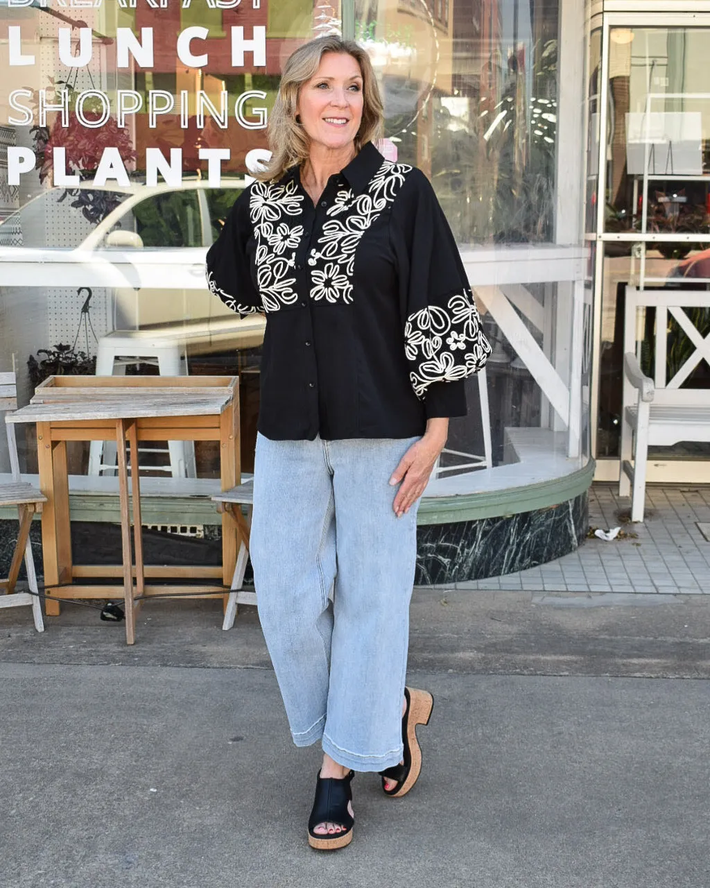 JILLIAN EMBROIDERED TOP