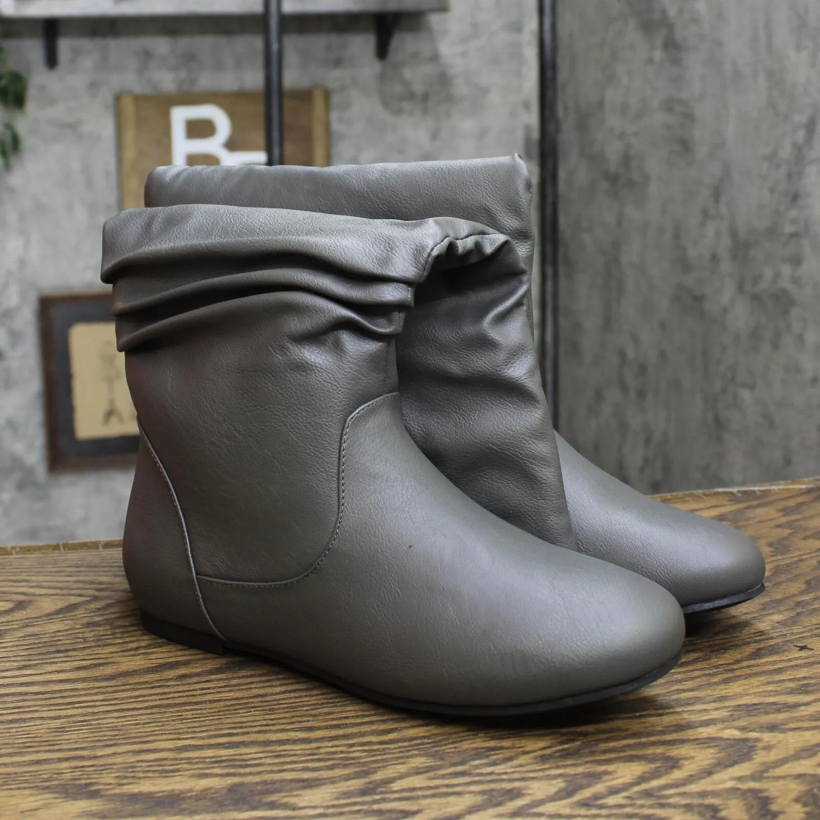 Journee Collection Women's Mid Calf Boots JAYNE-GRY-090XWC Gray 9M