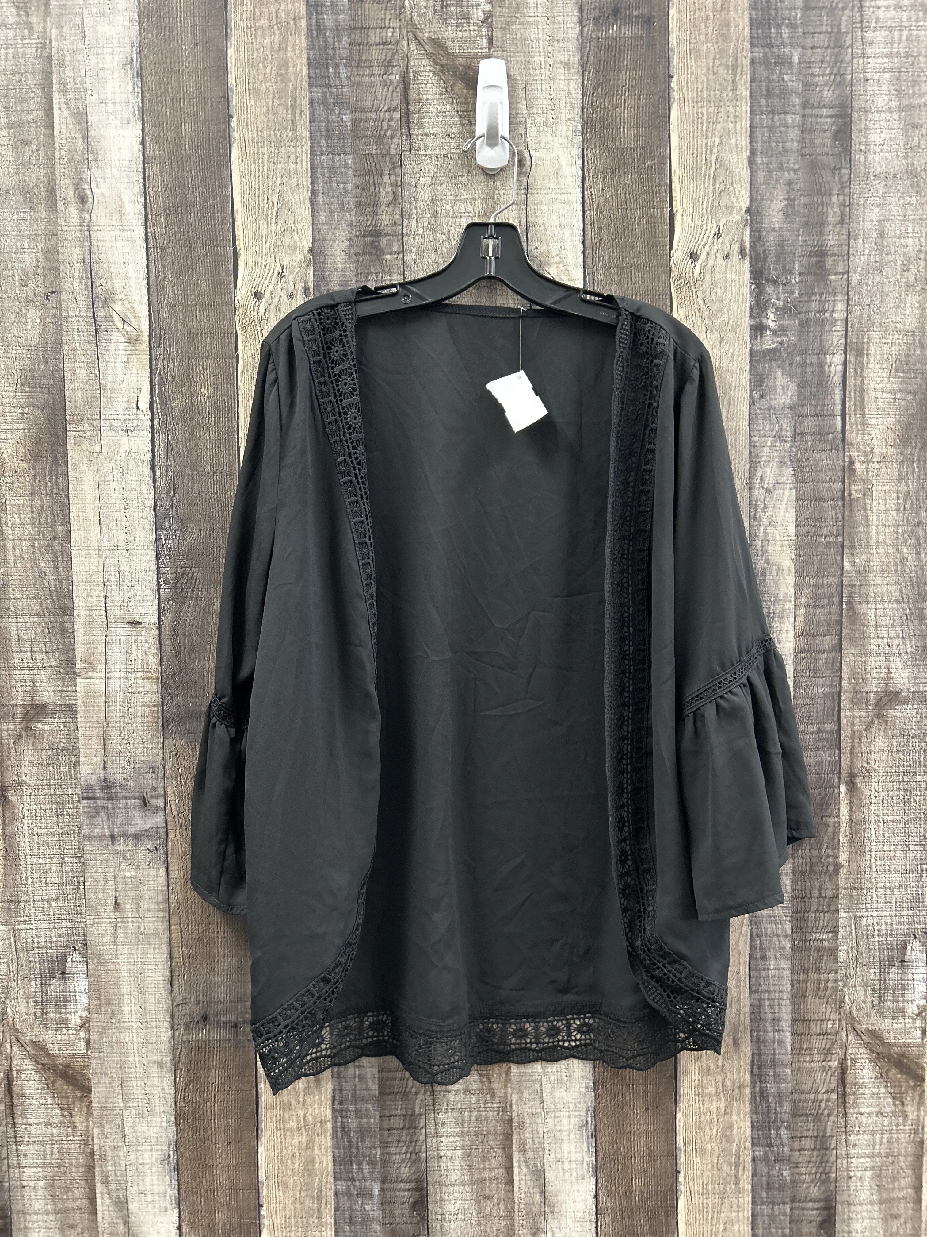 Kimono By Cmf  Size: S