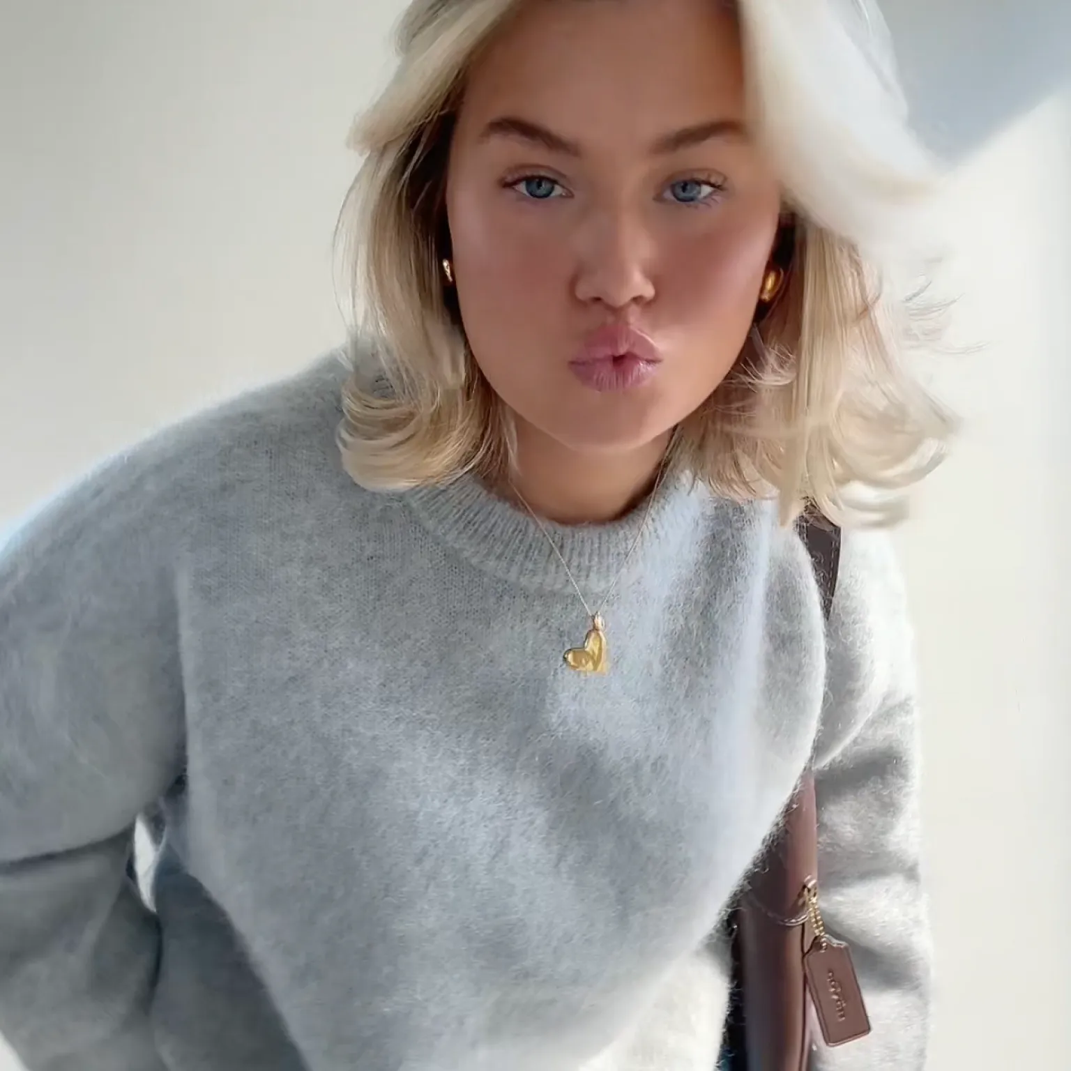Lea - Premium Soft Knitwear