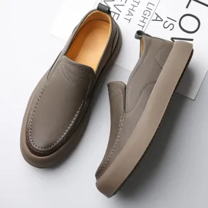 LuxeStride Luxus Slip-On Loafers
