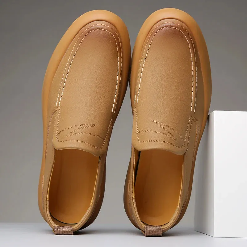 LuxeStride Luxus Slip-On Loafers