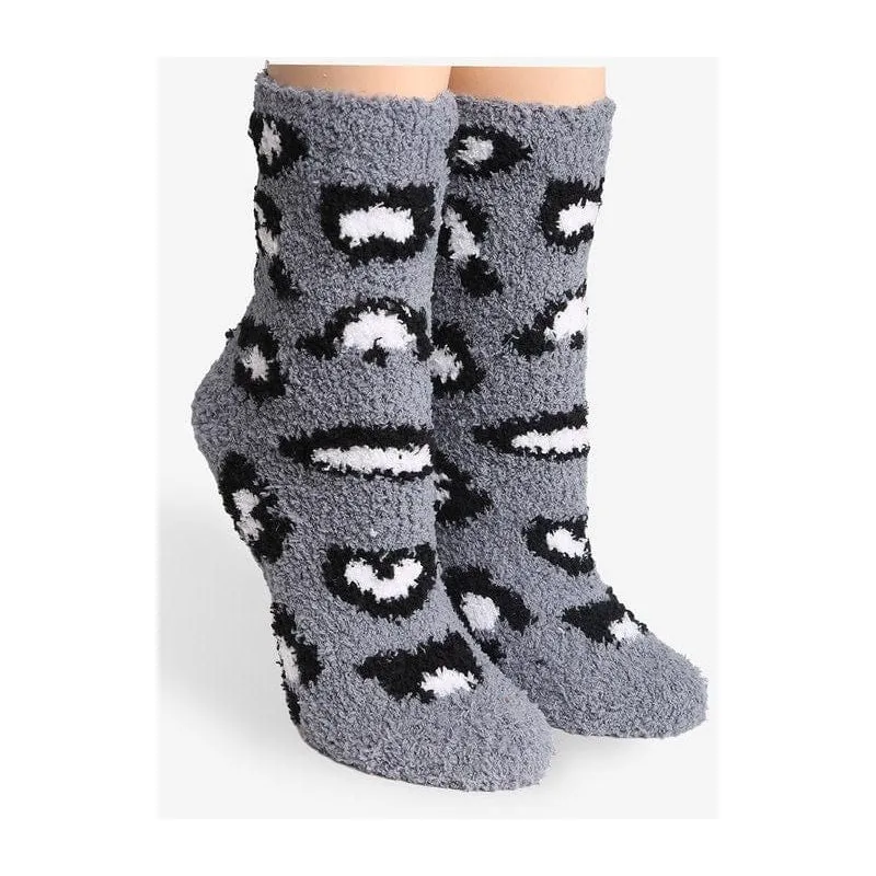 Luxury Soft Leopard Pattern Mini Crew Winter Socks